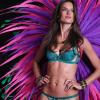 9 - Alessandra Ambrosio