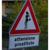 1 Attenzione prostitute.