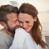 3. Gli piacciono le tenerezze
