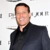 3.	Tony Robbins