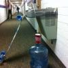 4. Riempire una boccia d’acqua? Fallo con intelligenza!