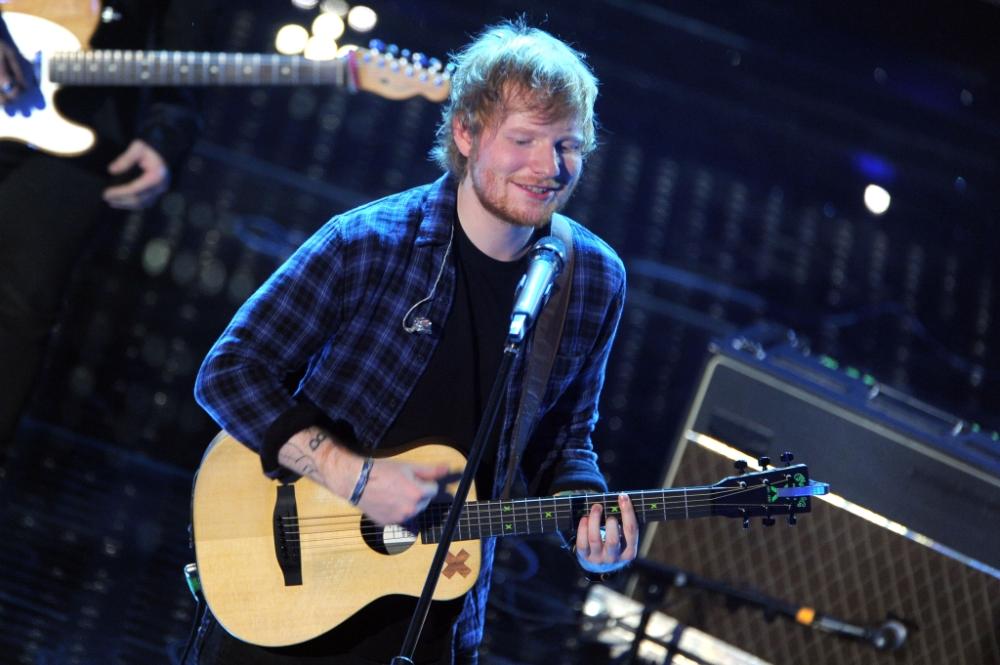 Ed Sheeran: “Ho finito di pagare l’ipoteca della mia amica”