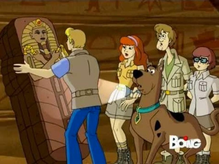 Scooby doo intro. Скуби Ду Мумия. Скуби Ду 2002 кадры. Беременный Скуби Ду.