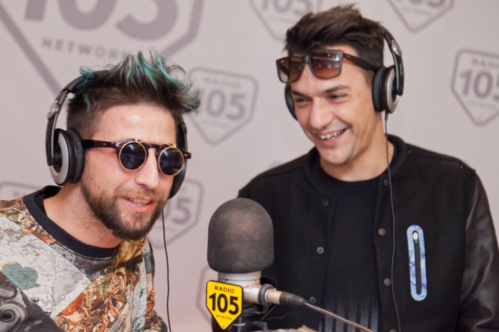 I Two Fingerz a 105 Mi Casa, venerdì 26 alle 18.00