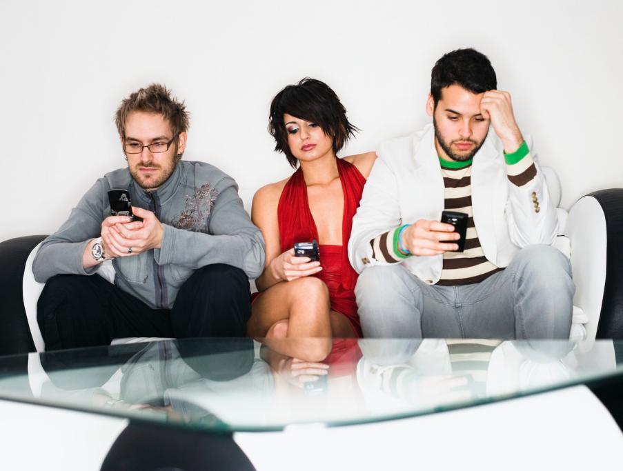 3 - Non è un buon segno se i tuoi amici non amano il vostro partner