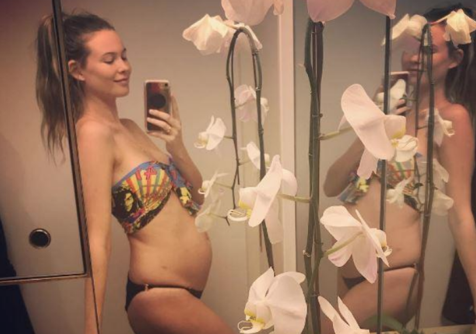 La modella Behati Prinsloo e Adam Levine fanno il bis