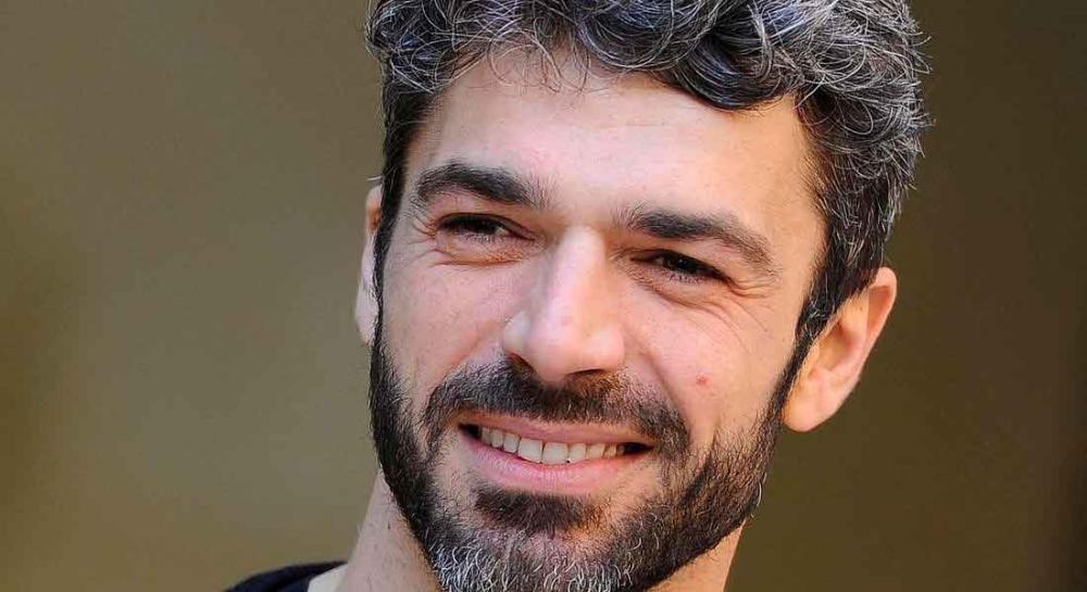 1. Luca Argentero