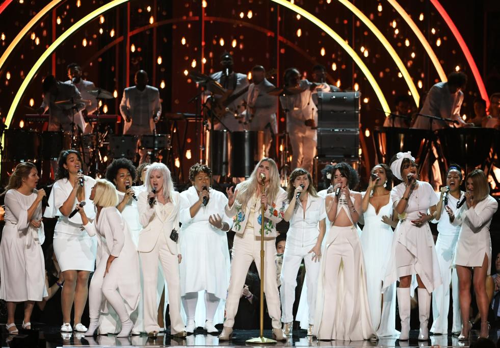 Kesha e il momento più emozionante dedicato alle donne