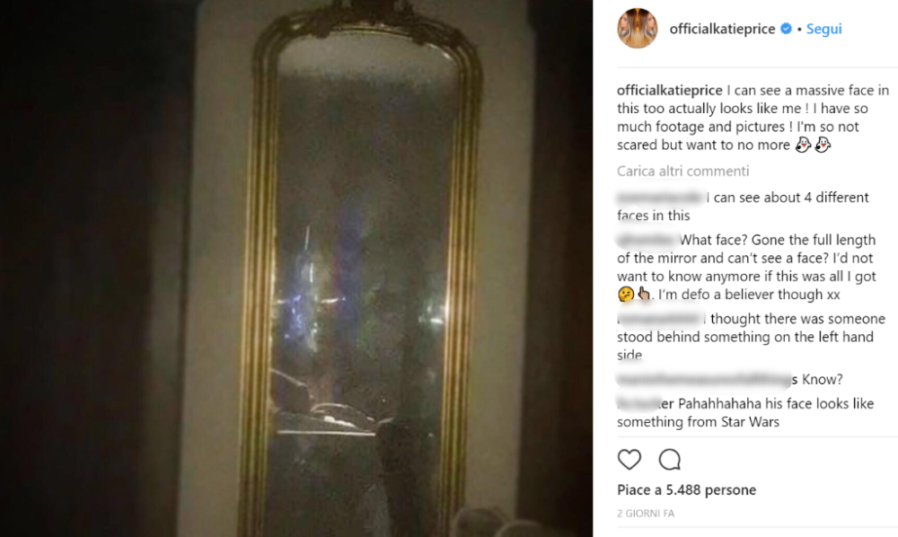 La modella ha poi fatto una nuova foto alla stessa inquadratura. Le sembra di scorgere un volto simile al proprio