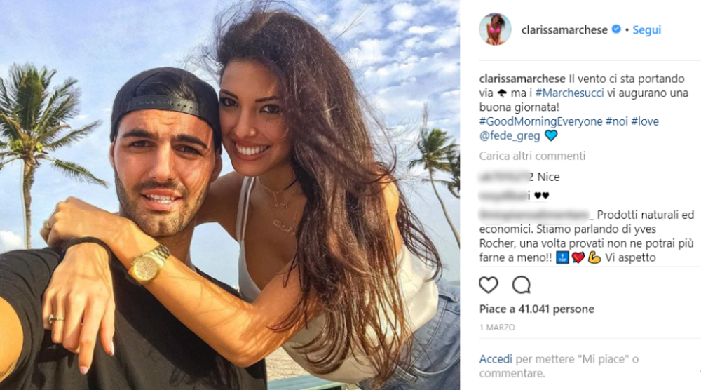 Le foto della proposta di matrimonio hanno subito fatto il giro del web