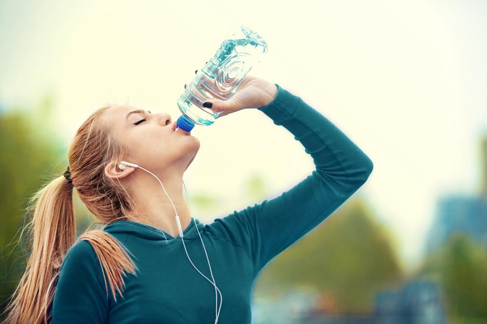 6) Bevete (ancora!) solo acqua