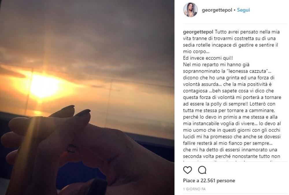 Il racconto sui social: "Ed invece eccomi qui!! Nel mio reparto mi hanno già soprannominato la 'leonessa cazzuta' "