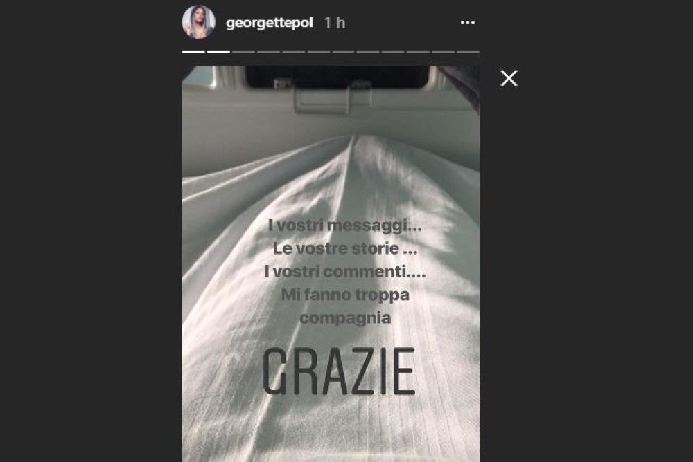 Attraverso le stories di Instagram, Georgette mantiene i contatti con i suoi fan
