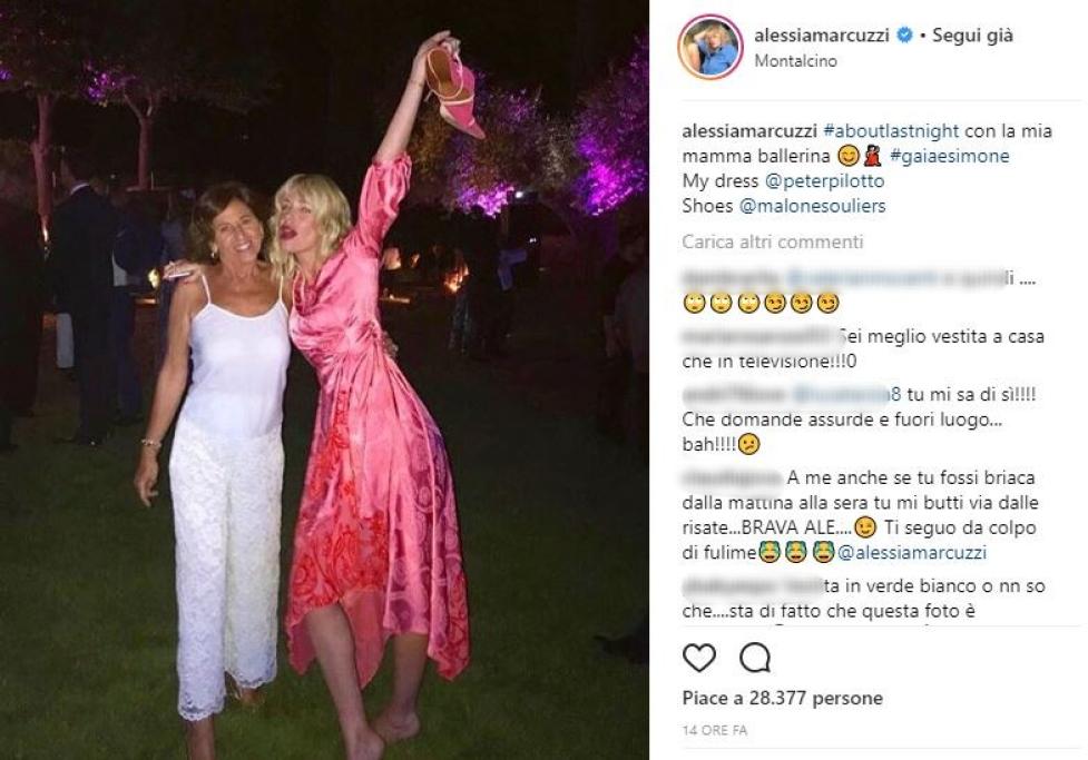 Tra gli invitati anche la mamma di Alessia