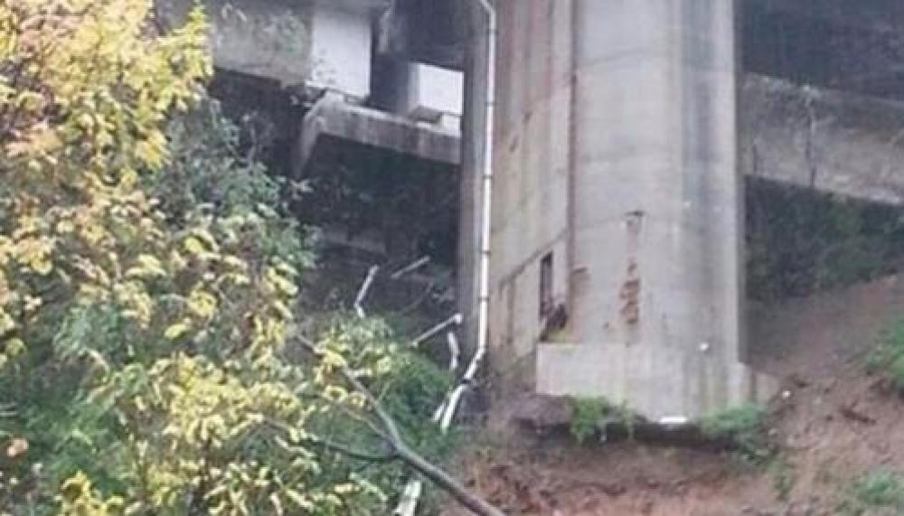 Il pilone senza supporto non è del ponte Morandi