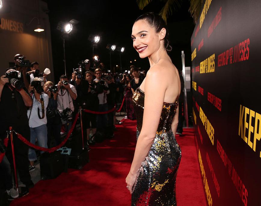  Gal Godot 