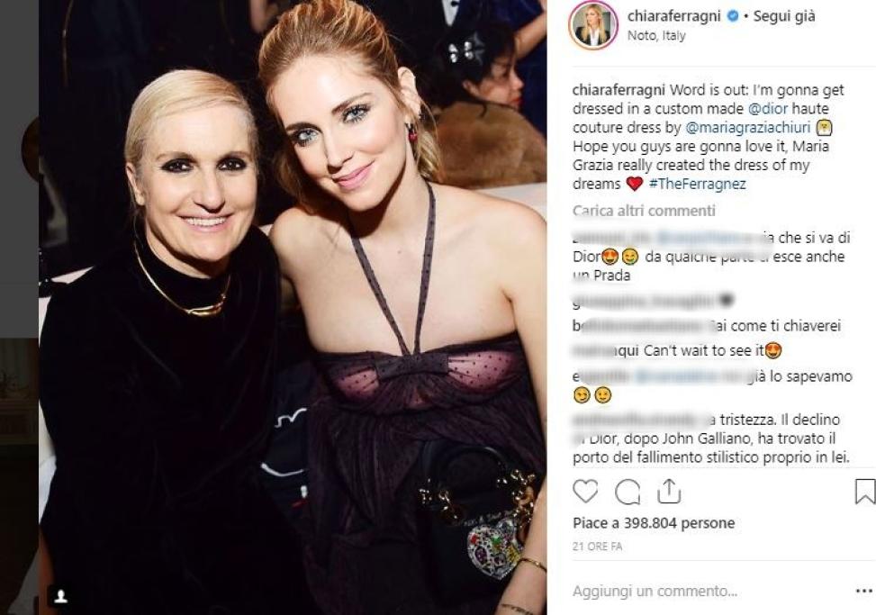 La Ferragni ha postato un’altra immagine, in cui appare insieme a Maria Grazia Chiuri