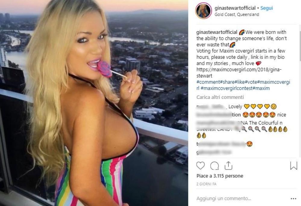 Gina vive a Gold Coast in Australia ed è considerata da molti la nonna più sexy della terra 