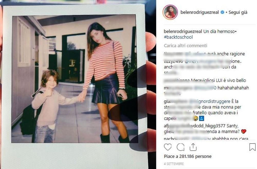 La showgirl, tempo fa, aveva confidato di volersi concentrare sul lavoro e sul piccolo Santiago