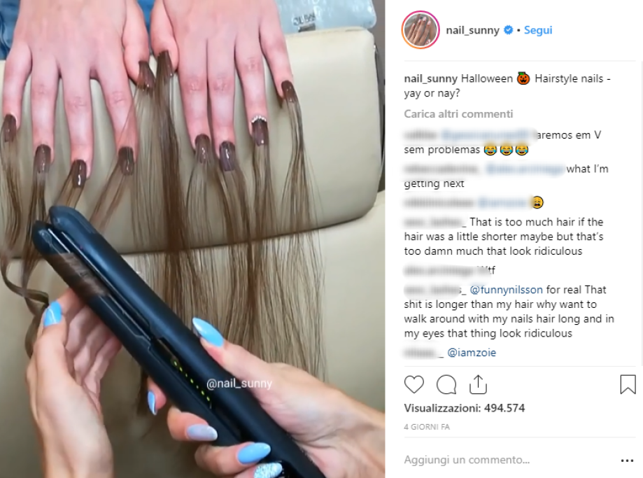 Le ciocche sono lunghe e possono riprendere il colore dei capelli 