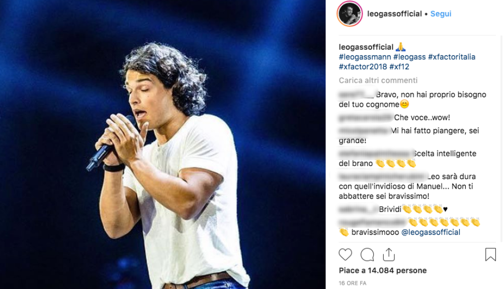 Con la sua presenza scenica e la sua voce bella e profonda
