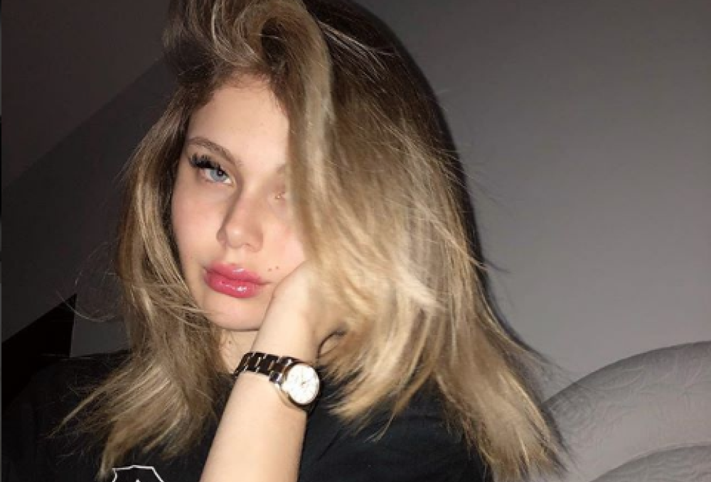 In un'intervista a Barbara D'Urso, Jasmine ha dichiarato di ascoltare musica rap, trap e pop