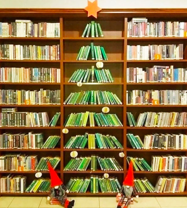 L'albero di Natale per gli amanti dei libri