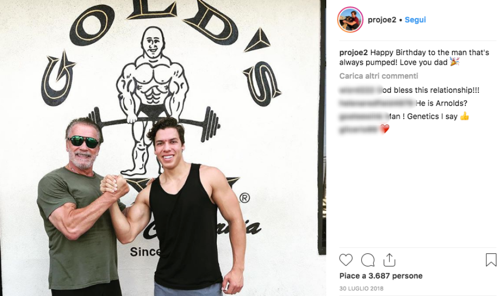 Joseph ha un bellissimo rapporto con il padre. In questa foto, postata nel giorno del suo compleanno, il giovane ha scherzato scrivendo: “Tanti auguri