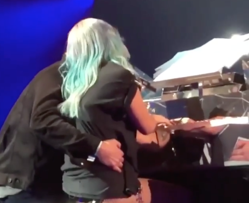 La canzone in questione è candidata agli Oscar come Miglior canzone originale. In totale, “A Star is Born” ha ricevuto ben 8 candidature per l’ambito 