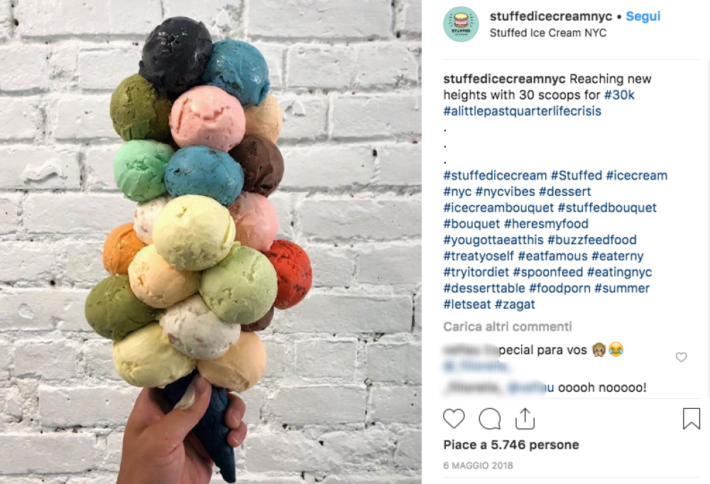 Ecco il cono bouquet con 19 palline di gelato sopra