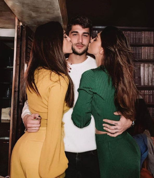 Ecco Jeremias con le sorelle Belen e Cecilia Rodriguez. Le due showgirl hanno già vissuto l’esperienza dell’Isola dei famosi; Jeremias, invece, ha
