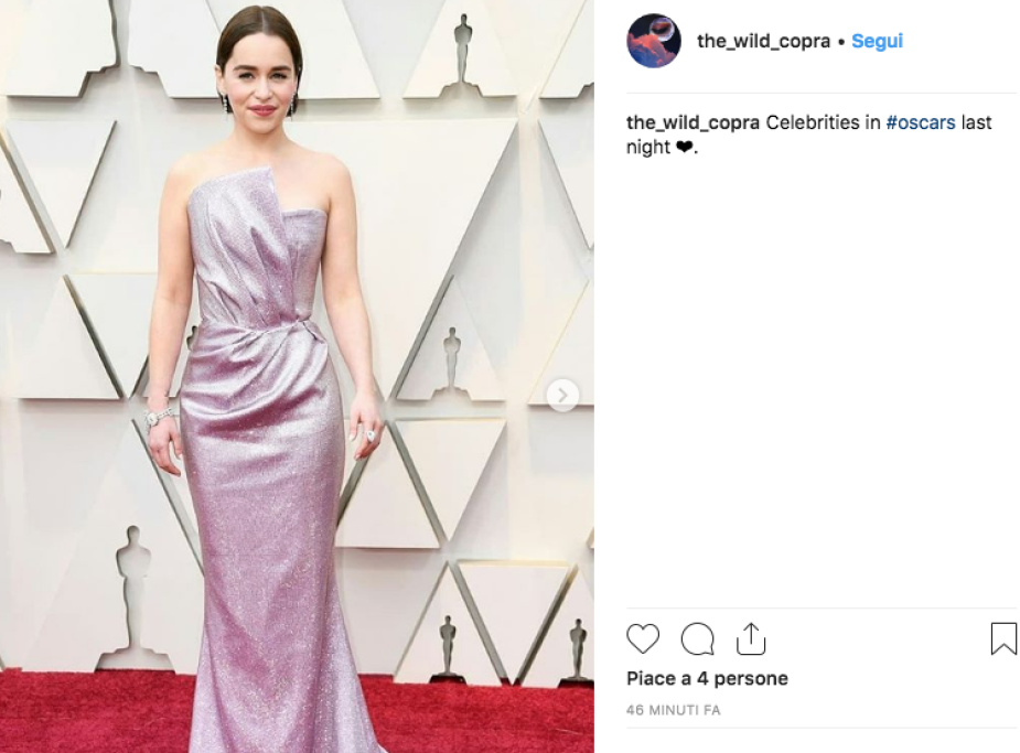Eleganza e delicatezza anche per Emilia Clarke, protagonista di "Game of Thrones"