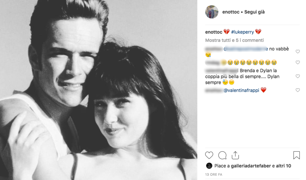 Moltissime fan hanno sognato di incontrare un uomo così nella vita, era davvero un sex symbol