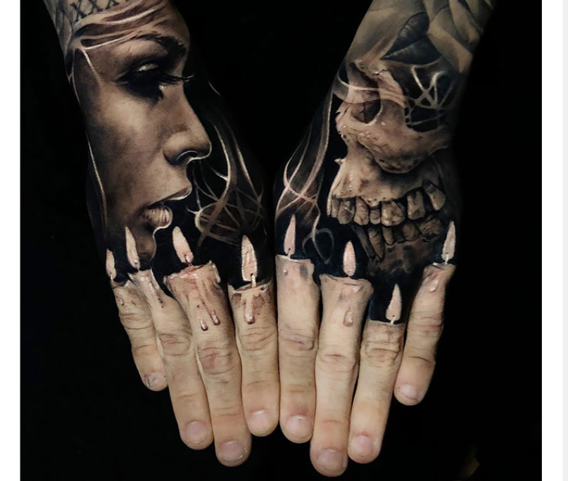 Le mani a forma di candele