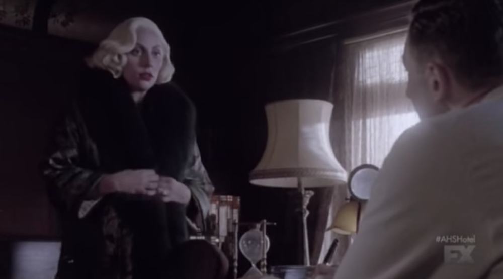 Lady Gaga ha invece interpretato il ruolo della Contessa nella serie “Hotel”, al posto della storica Jessica Lange in “American Horror Story”. 