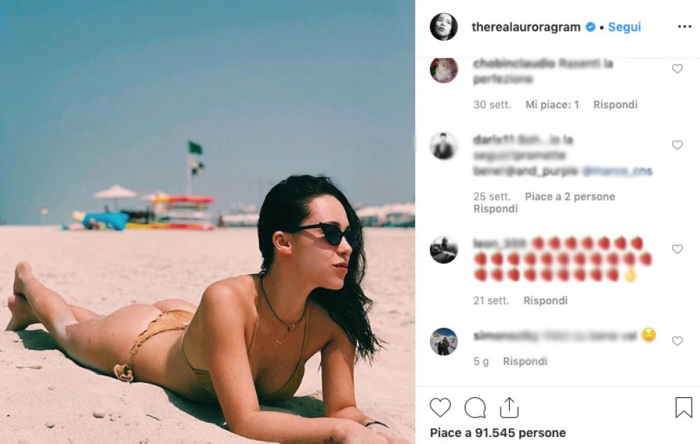 Il suo fisico è perfetto, come testimoniano tutte le foto in costume che ha