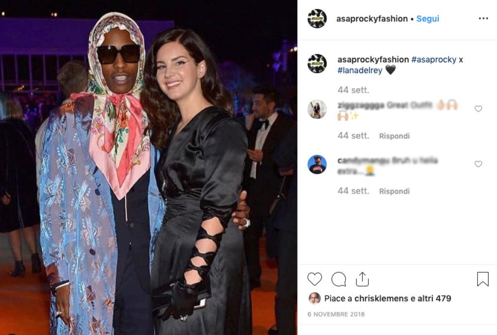 Alcuni personaggi dello spettacolo già lo indossano