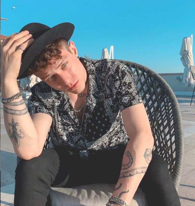8 Irama - Arrogante 