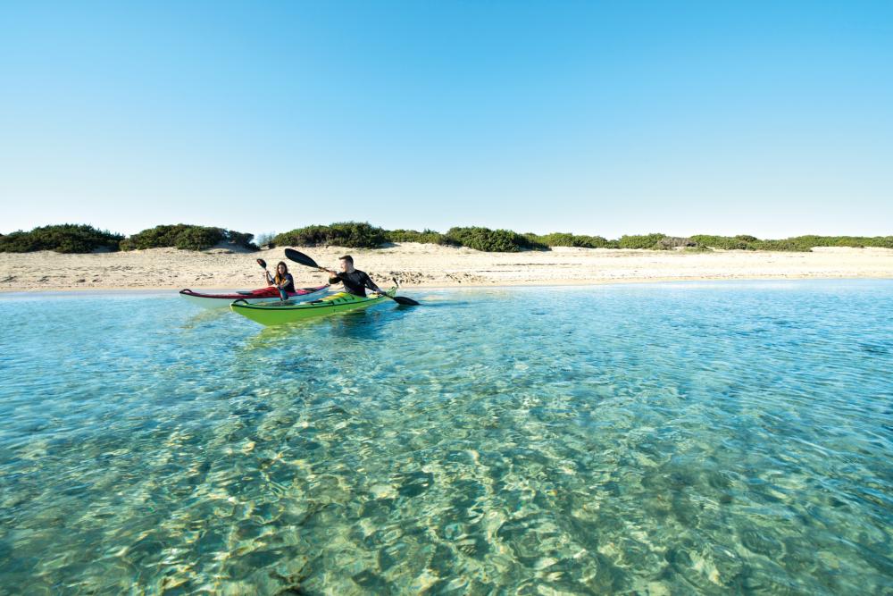 Canoa sul Mar Ionio