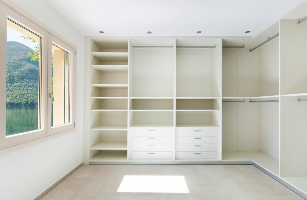 Decluttering fase1: Svuota tutto e pulisci