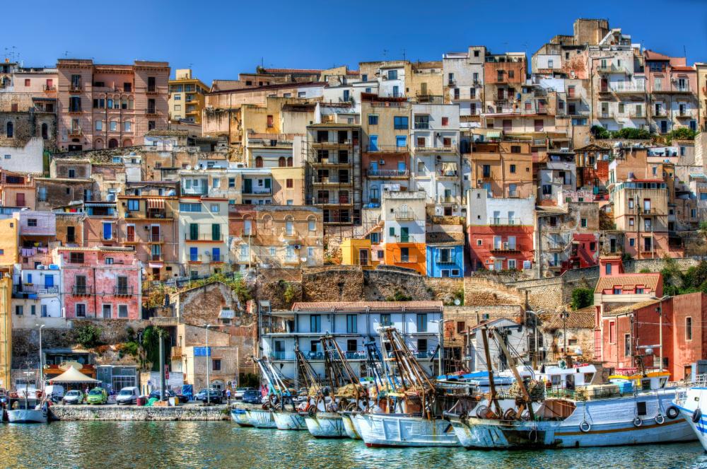 Sciacca: un'autentica città di pescatori in Sicilia