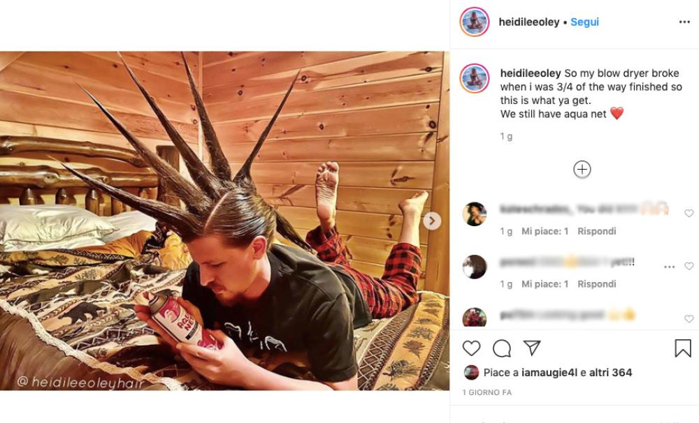 Un'acconciatura un po' punk 