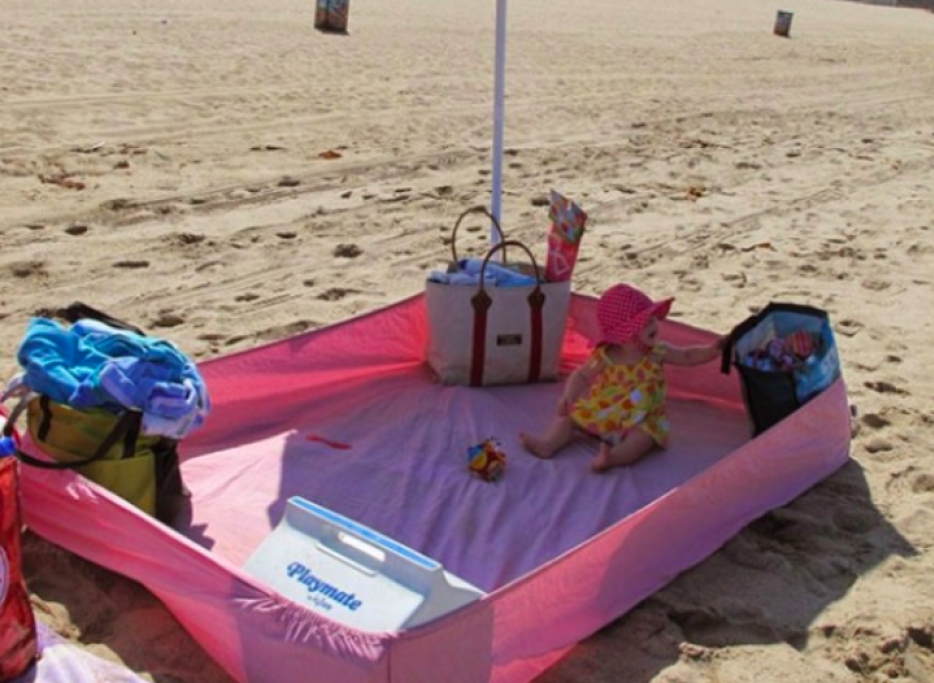 In spiaggia basta un lenzuolo per stare tranquilli