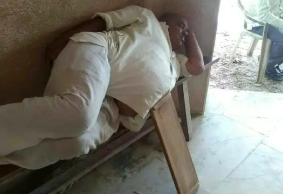 Il poggia-pancia... così è decisamente più confortevole
