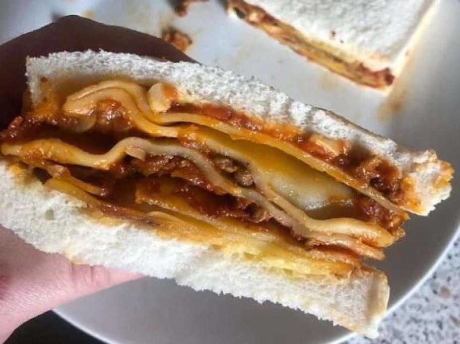 Panino lasagna