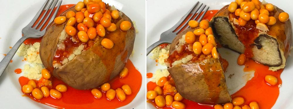 La torta a forma di patata con fagioli