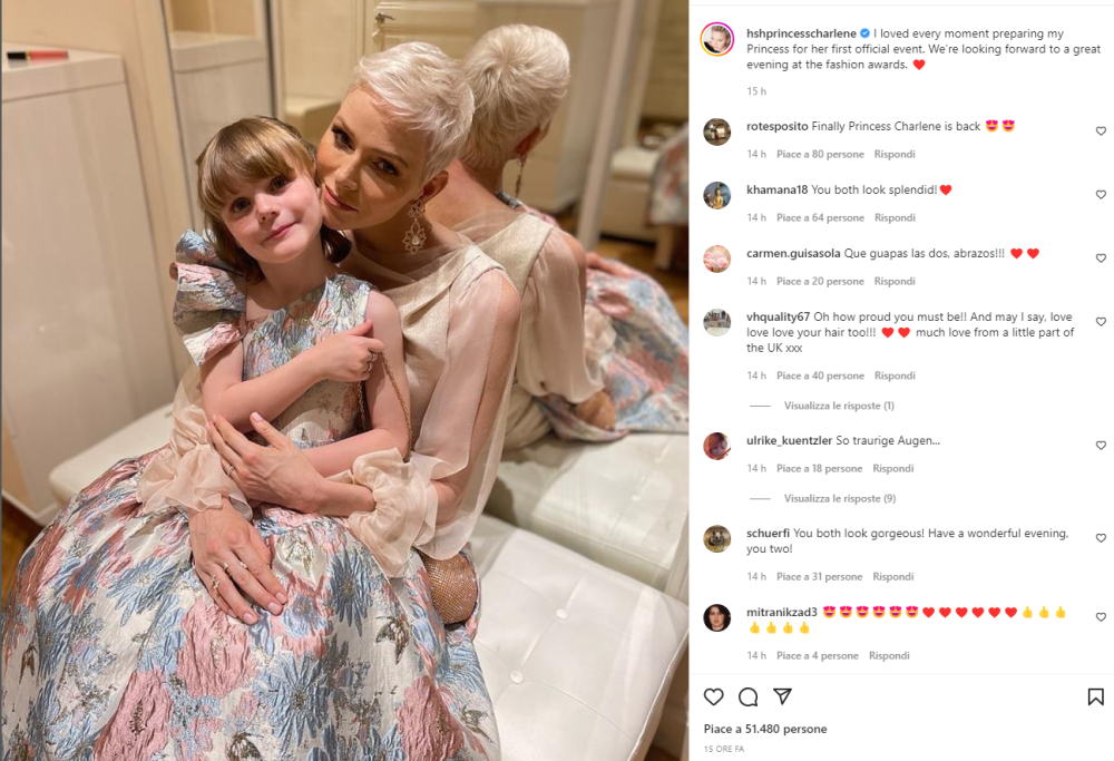Charlene di Monaco finalmente sorridente insieme alla figlia Gabriella
