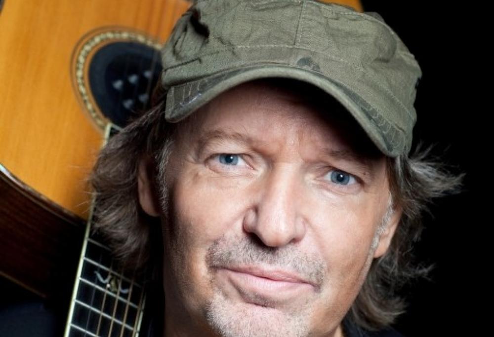 Vasco Rossi difende suo figlio a processo