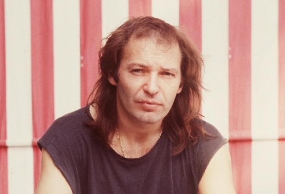 "Ma cosa vuoi che sia una canzone", Vasco Rossi festeggia i 40 anni dell'album con una riedizione