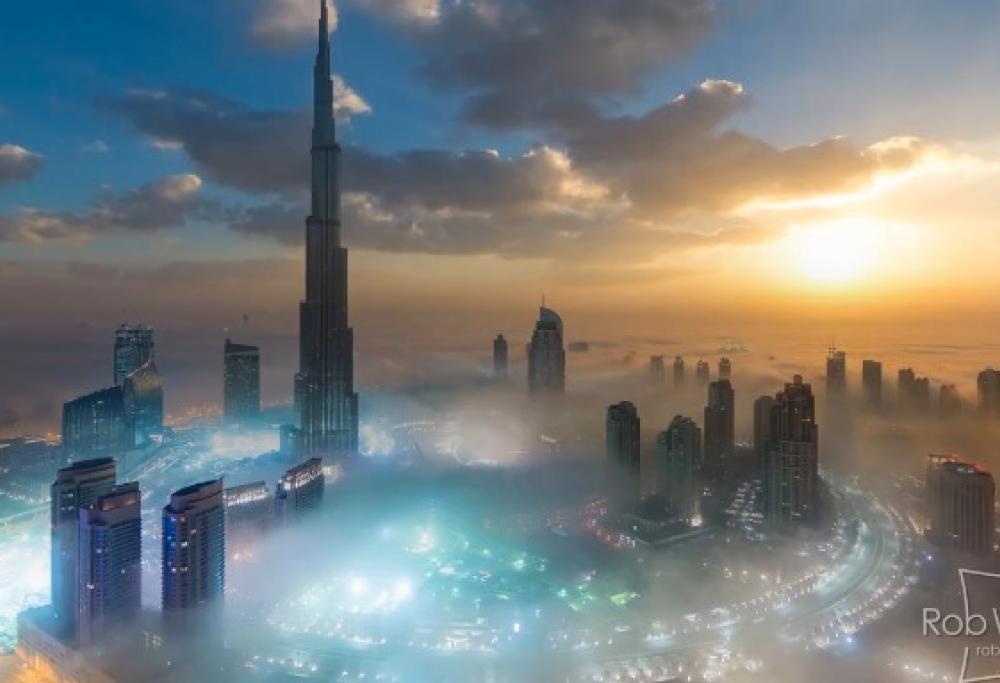 Dubai in flow motion 